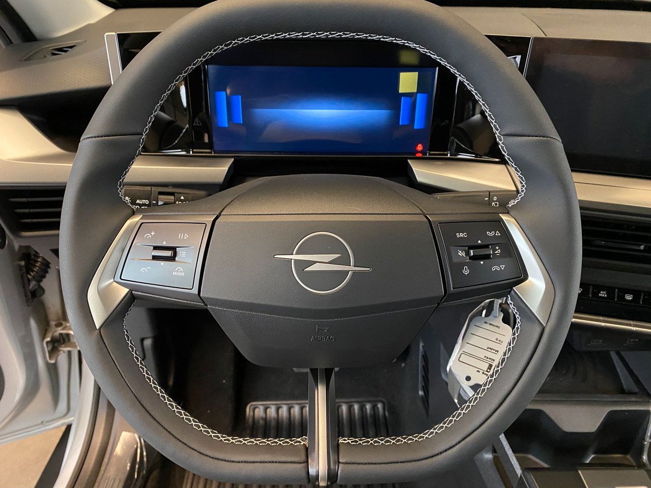 Opel Frontera Hybrid 136 eDCT, 136hk, 2025