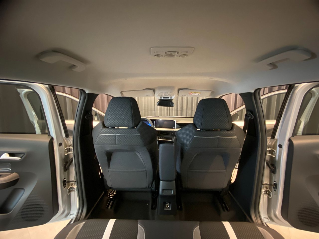 Opel Frontera Hybrid 136 eDCT, 136hk, 2025