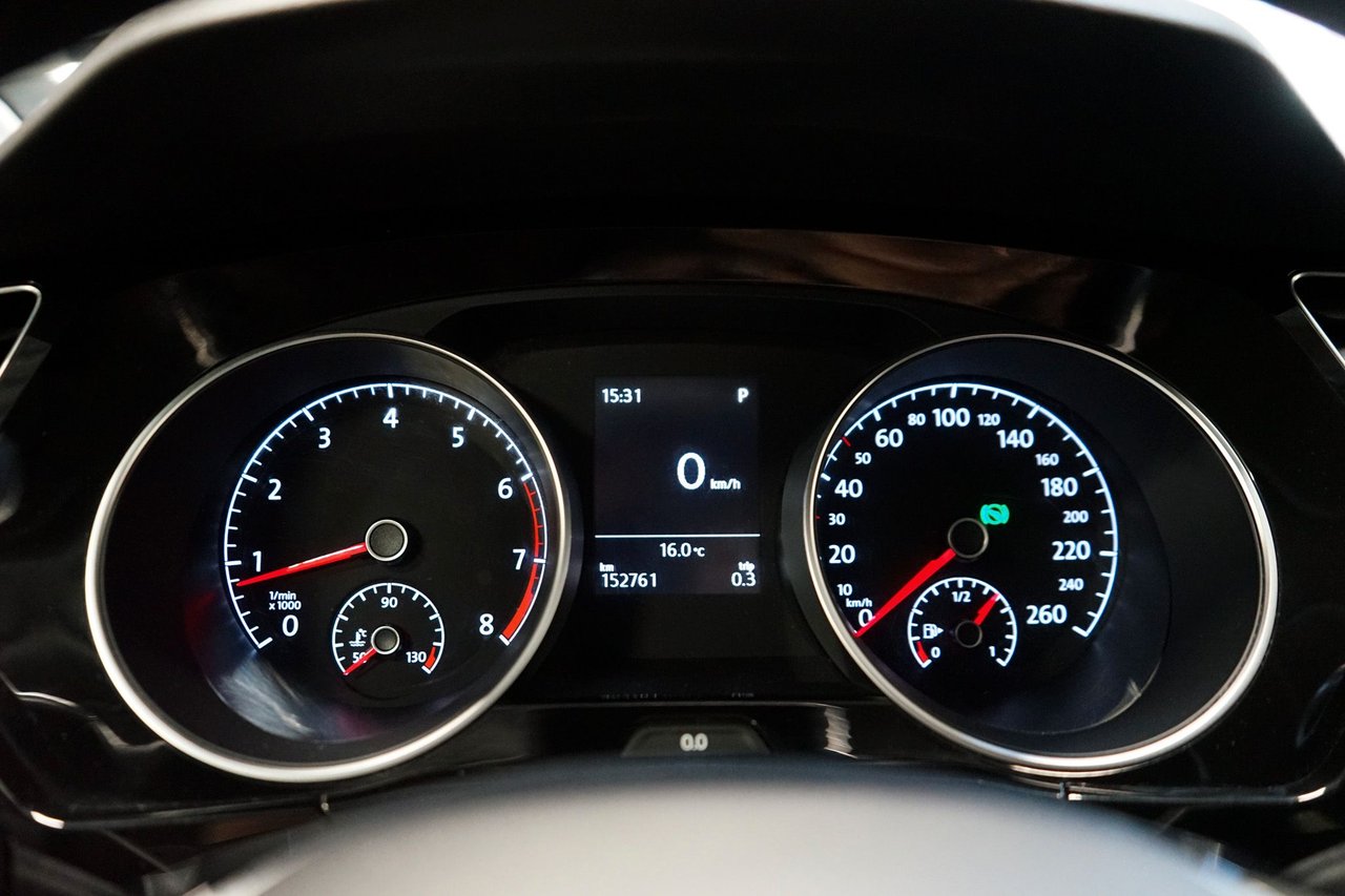 Volkswagen Touran 7-seater 1.4 TSI BMT DSG Sequential, 150hp, 2017