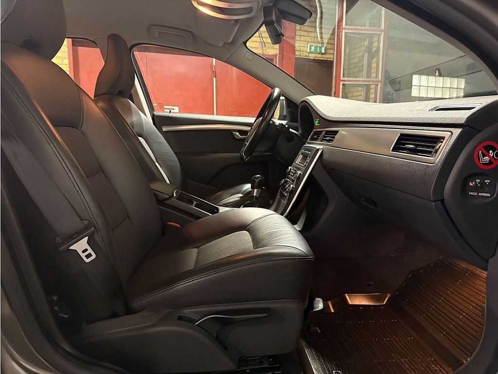 Volvo V70 D3 Manual, 163hp, 2011