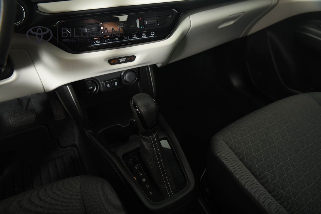 Suzuki Swift Hybrid CVT, 83hk, 2024