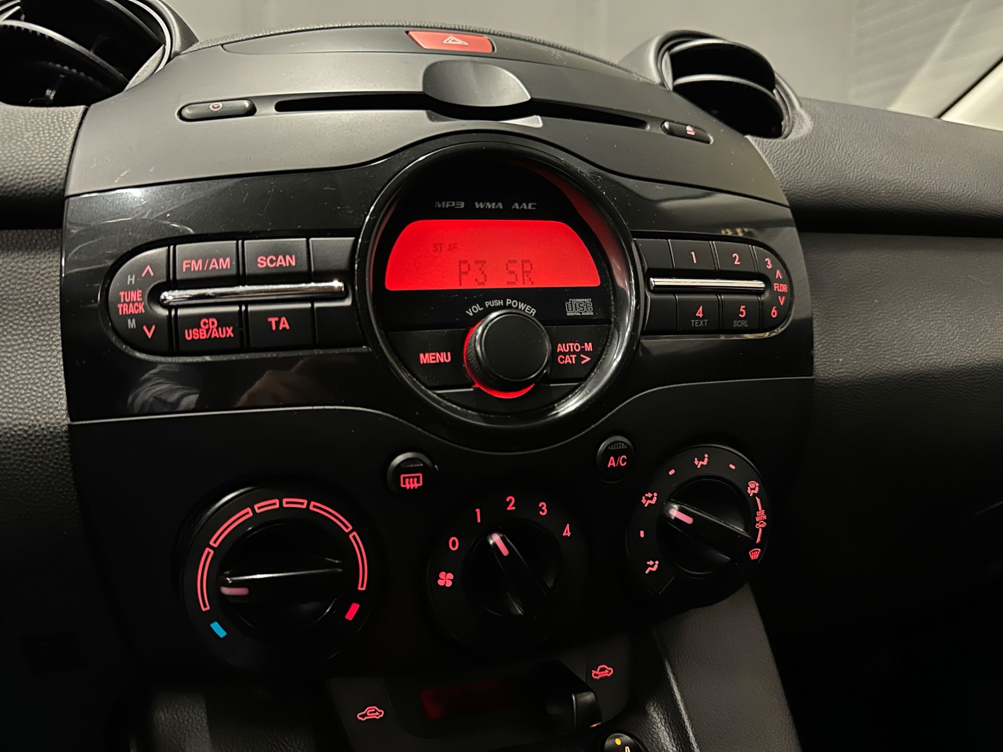 Mazda 2 5-dörrar 1.3 MZR Manuell, 84hk, 2014