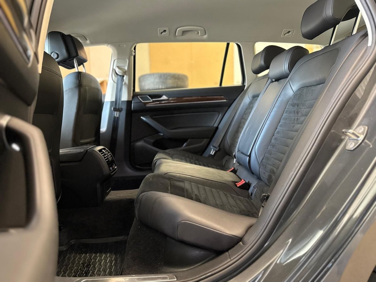 Volkswagen Passat Variant 2.0 TDI DPF SCR BMT 4Motion DSG Sequential, 190hp, 2015