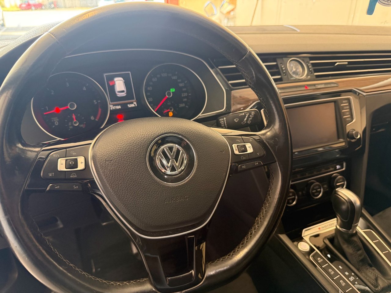 Volkswagen Passat Variant 2.0 TDI DPF SCR BMT 4Motion DSG Sequential, 190hp, 2015