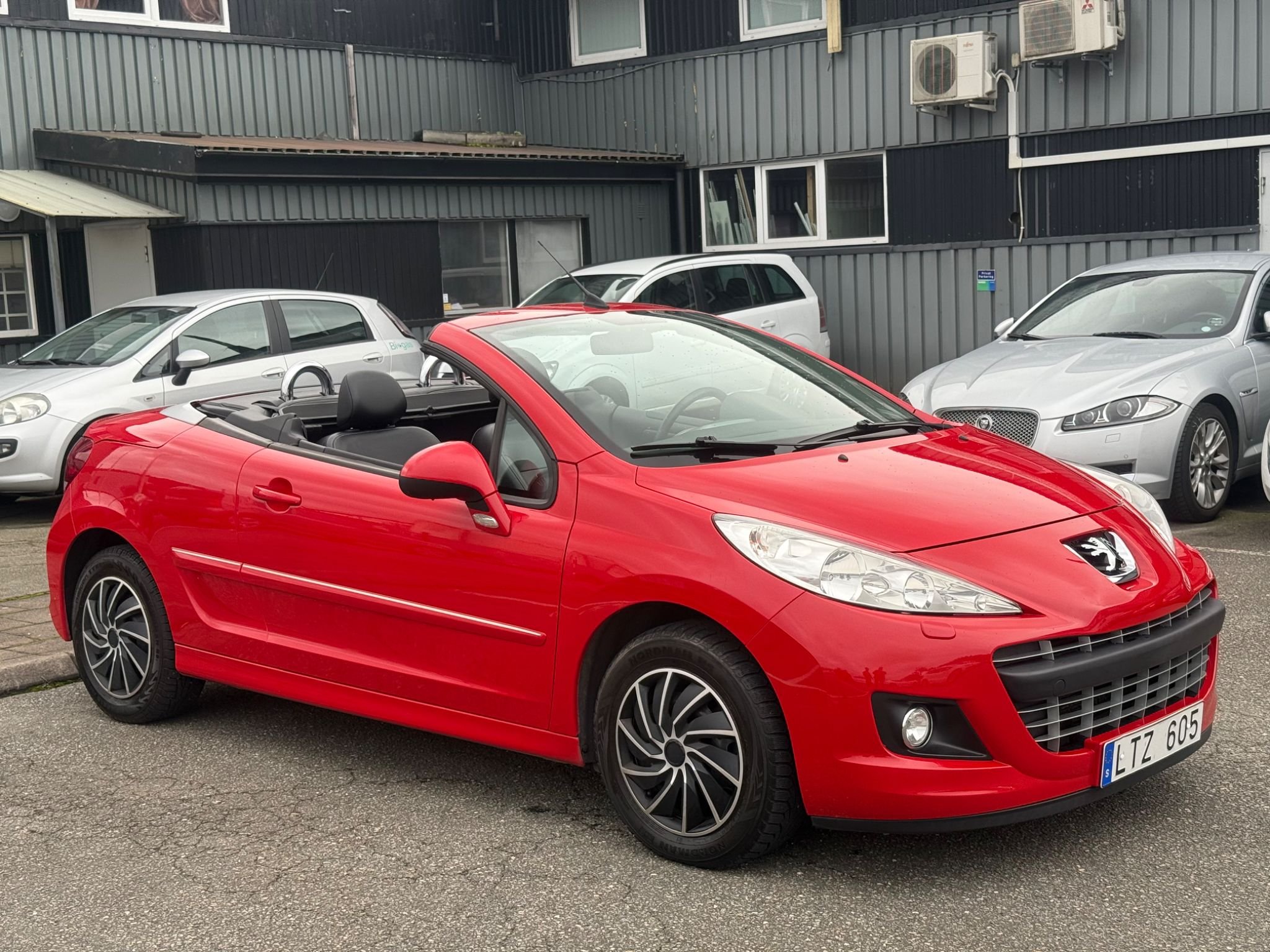 Peugeot 207 CC 1.6 VTi Automatic, 4-trinn, 120hk, 2011