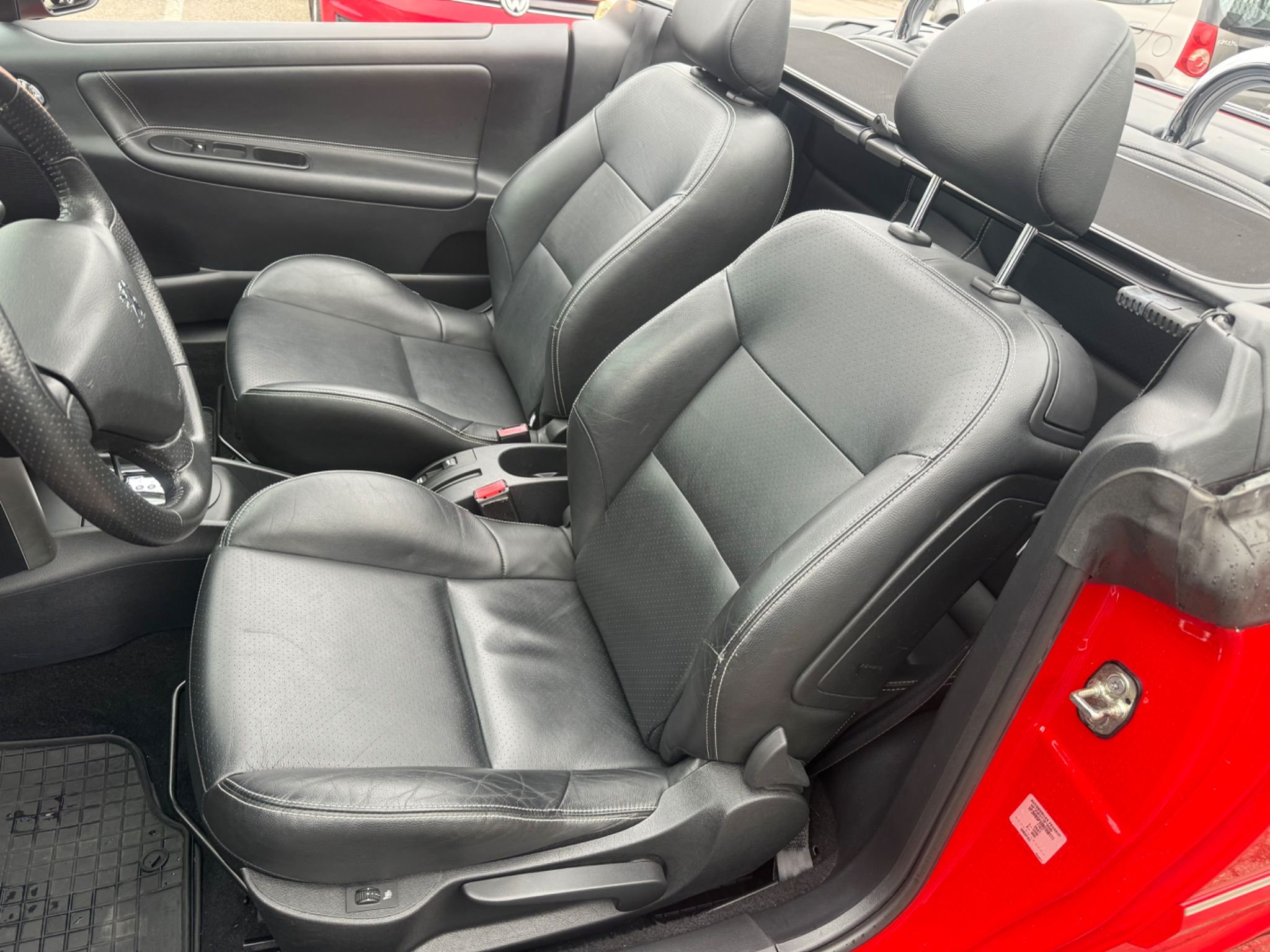 Peugeot 207 CC 1.6 VTi Automatic, 4-trinn, 120hk, 2011