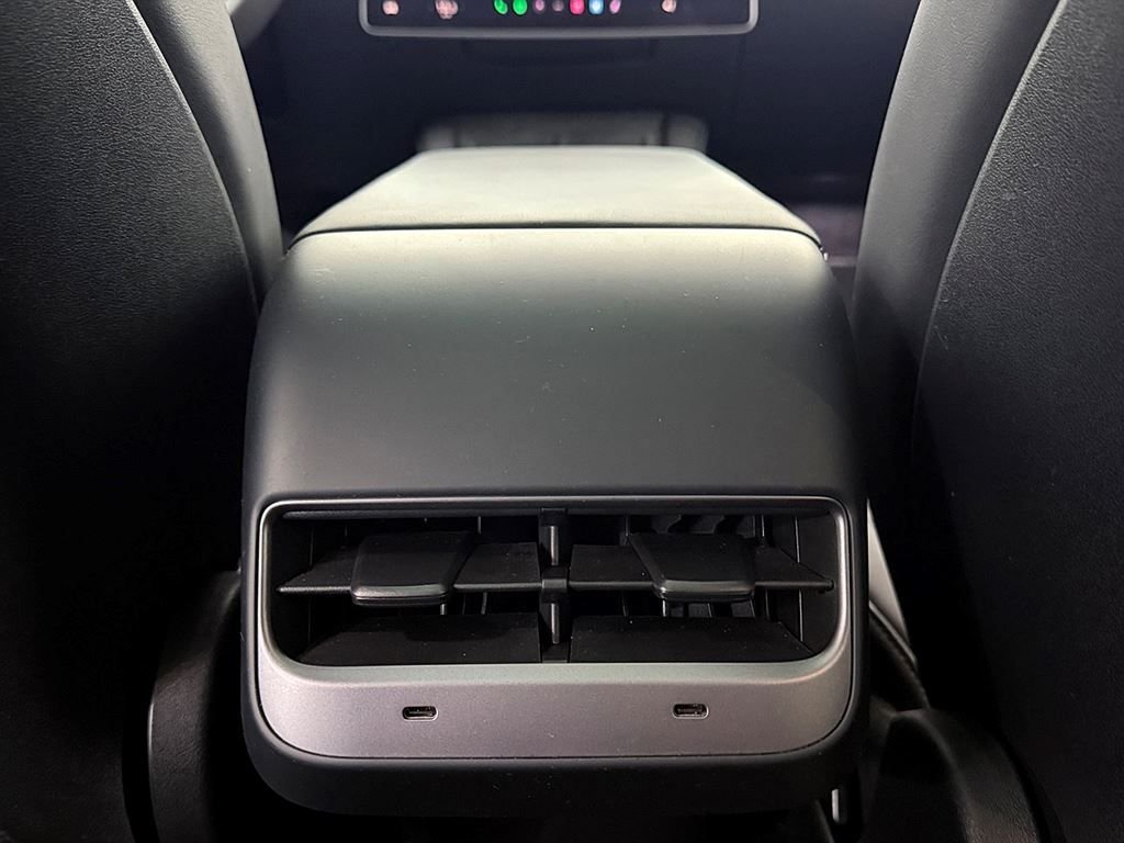 Tesla Model Y Performance, 534hp, 2024