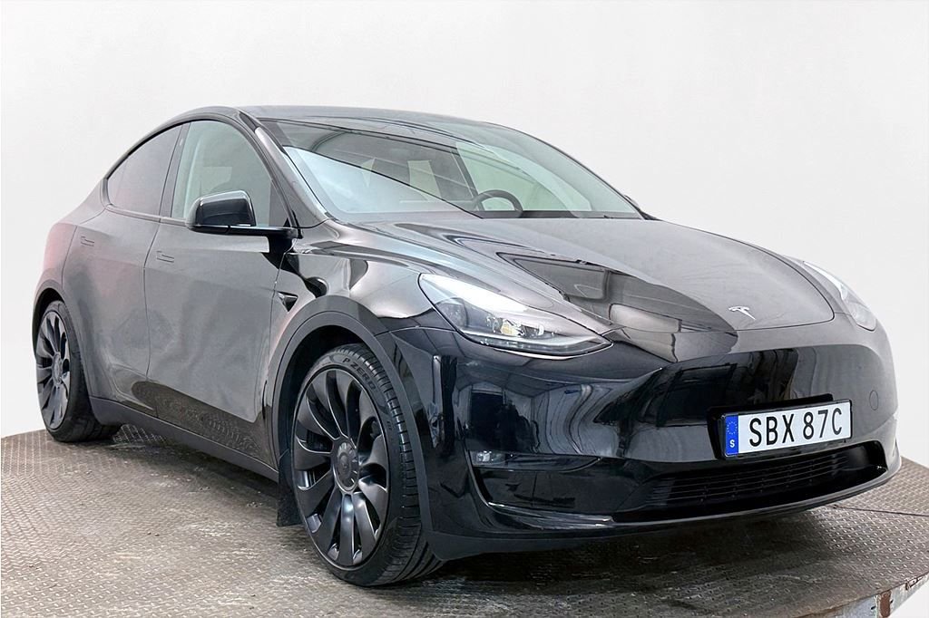 Tesla Model Y Performance, 534hp, 2024