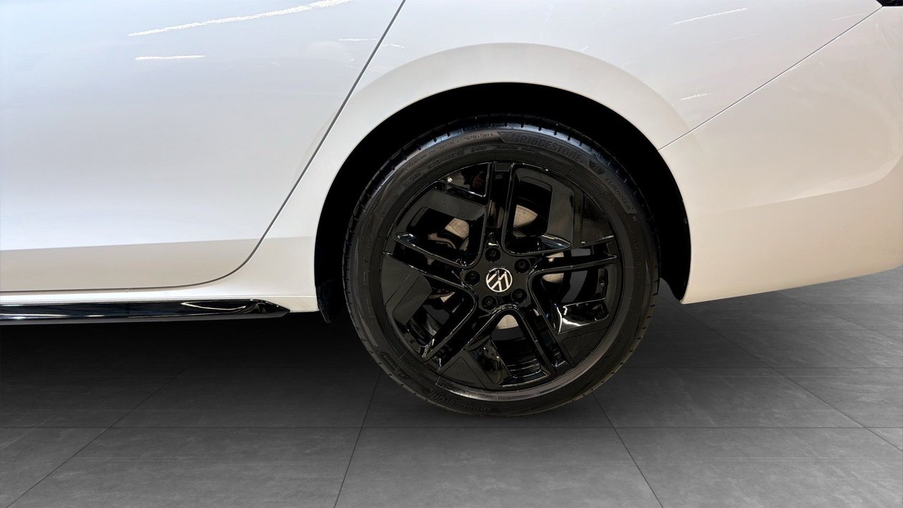 Volkswagen Passat Sportscombi 2.0 TDI DPF SCR 4Motion DSG Sekventiell, 193hk, 2025