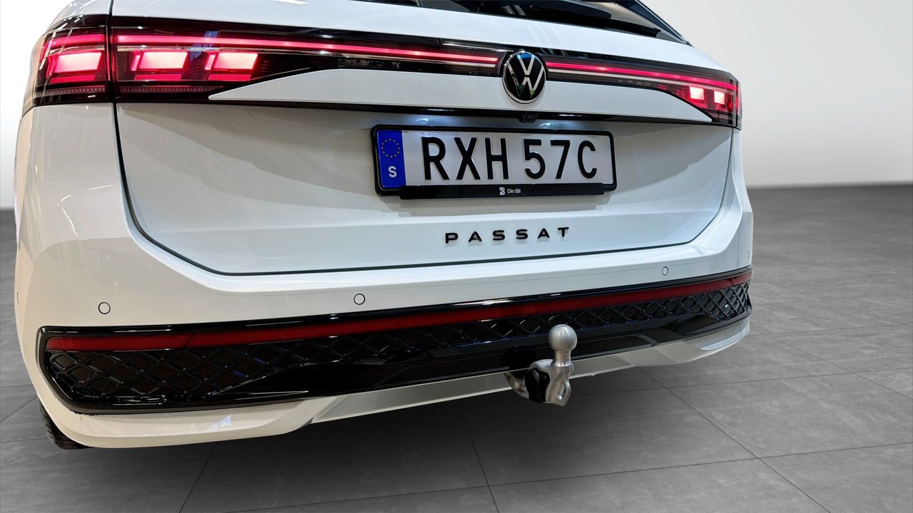 Volkswagen Passat Sportscombi 2.0 TDI DPF SCR 4Motion DSG Sekventiell, 193hk, 2025