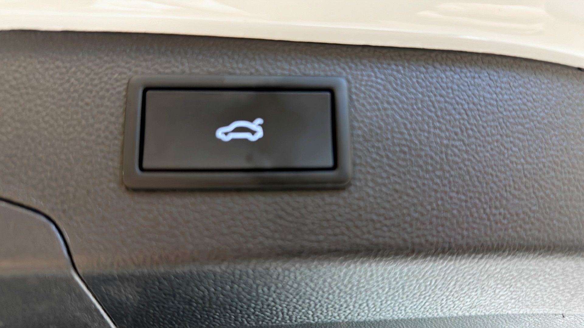 Volkswagen Passat Sportscombi 2.0 TDI DPF SCR 4Motion DSG Sekventiell, 193hk, 2025