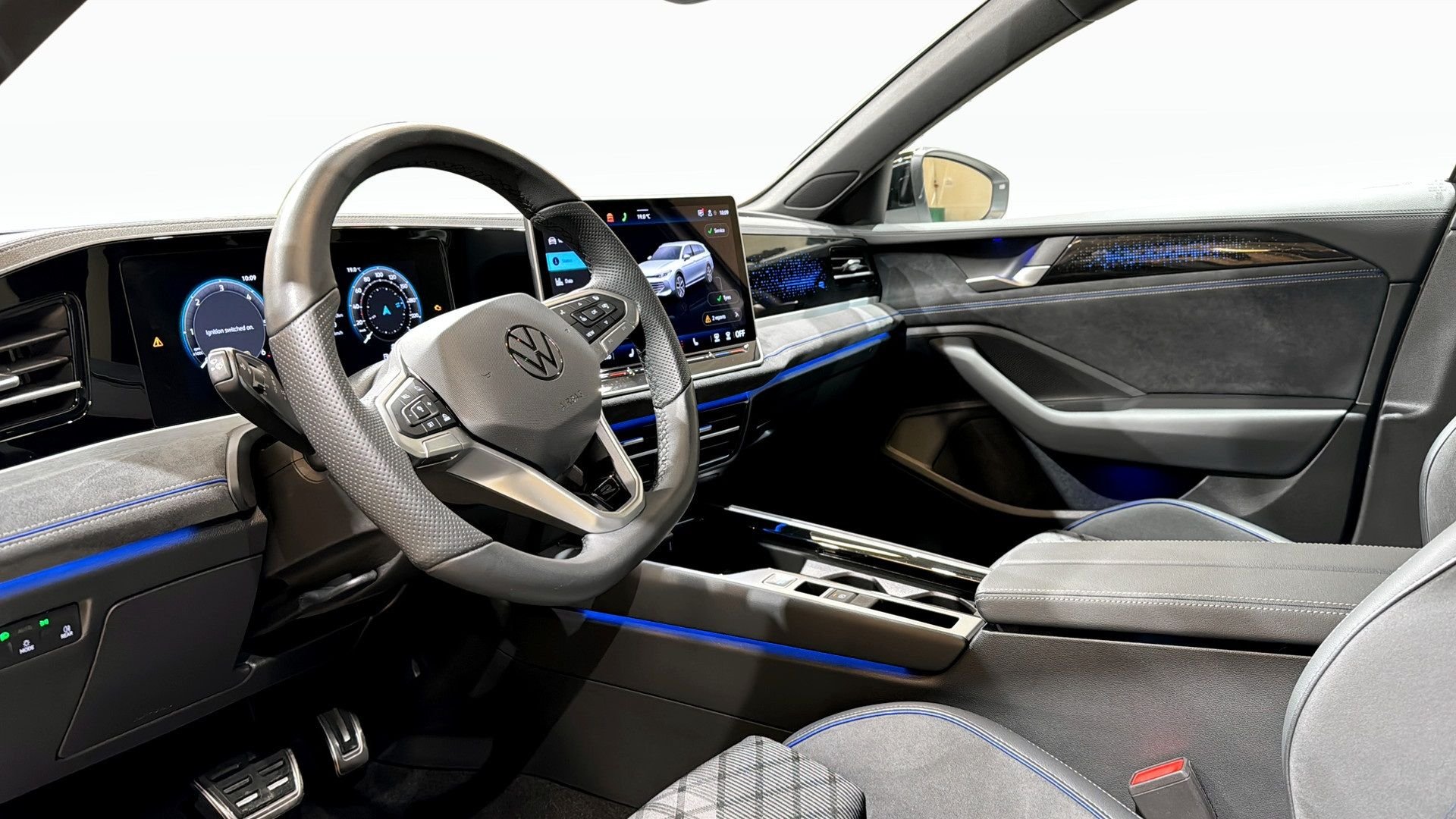 Volkswagen Passat Sportscombi 2.0 TDI DPF SCR 4Motion DSG Sekventiell, 193hk, 2025