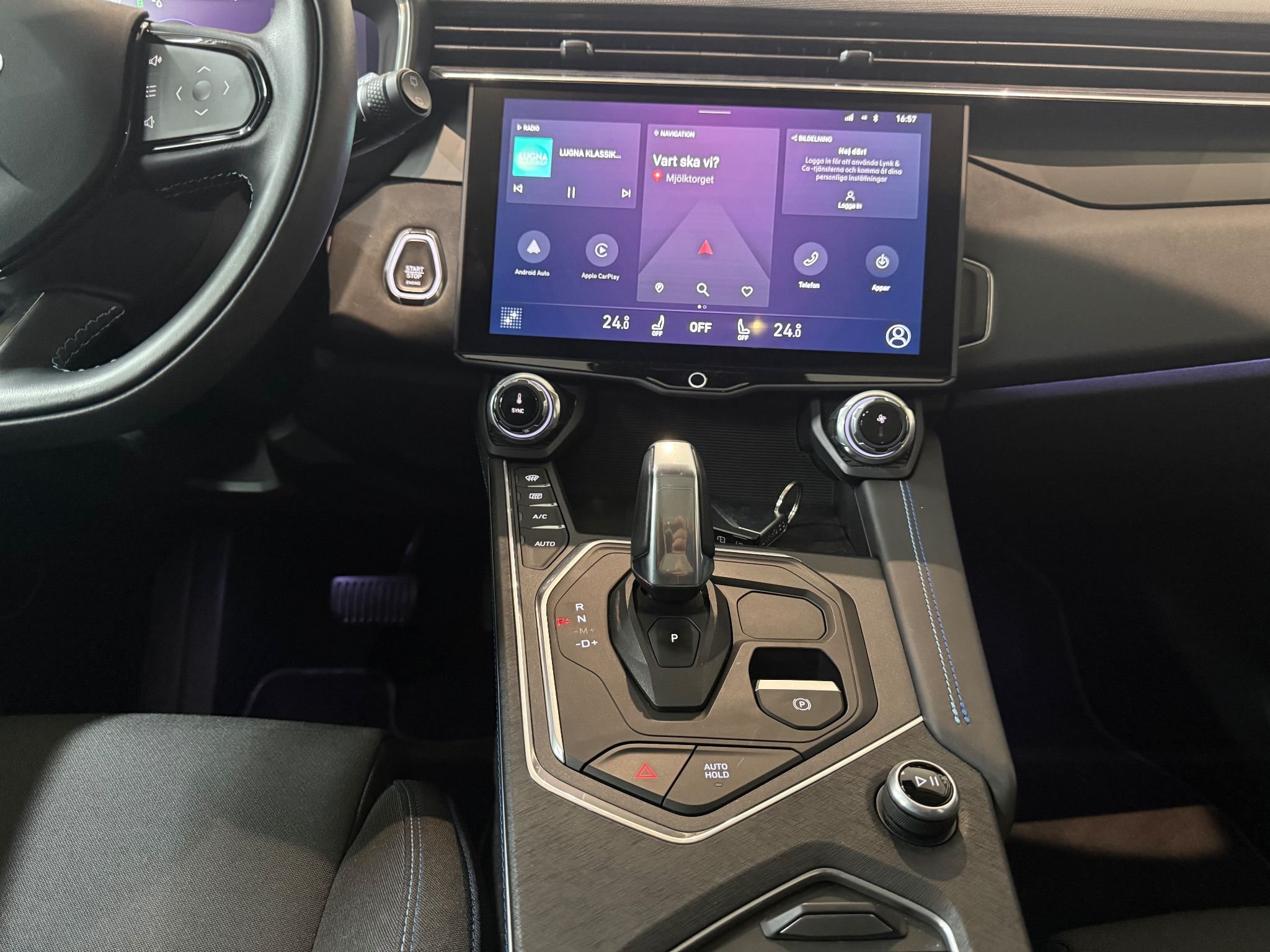 Lynk & Co 01 HEV DCT, 197hk, 2021