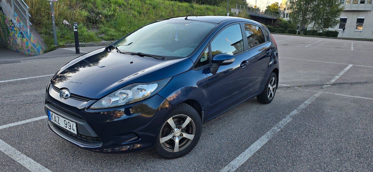 Ford Fiesta 5-door 1.25 Manual, 82hp, 2010