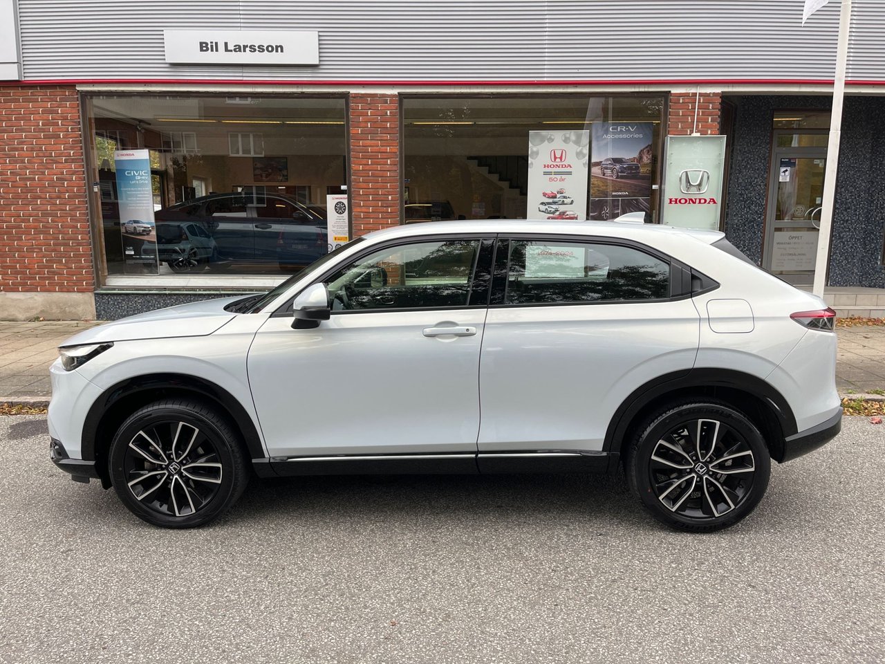 Honda HR-V e:HEV 1.5 i-MMD e-CVT, 146hp, 2022