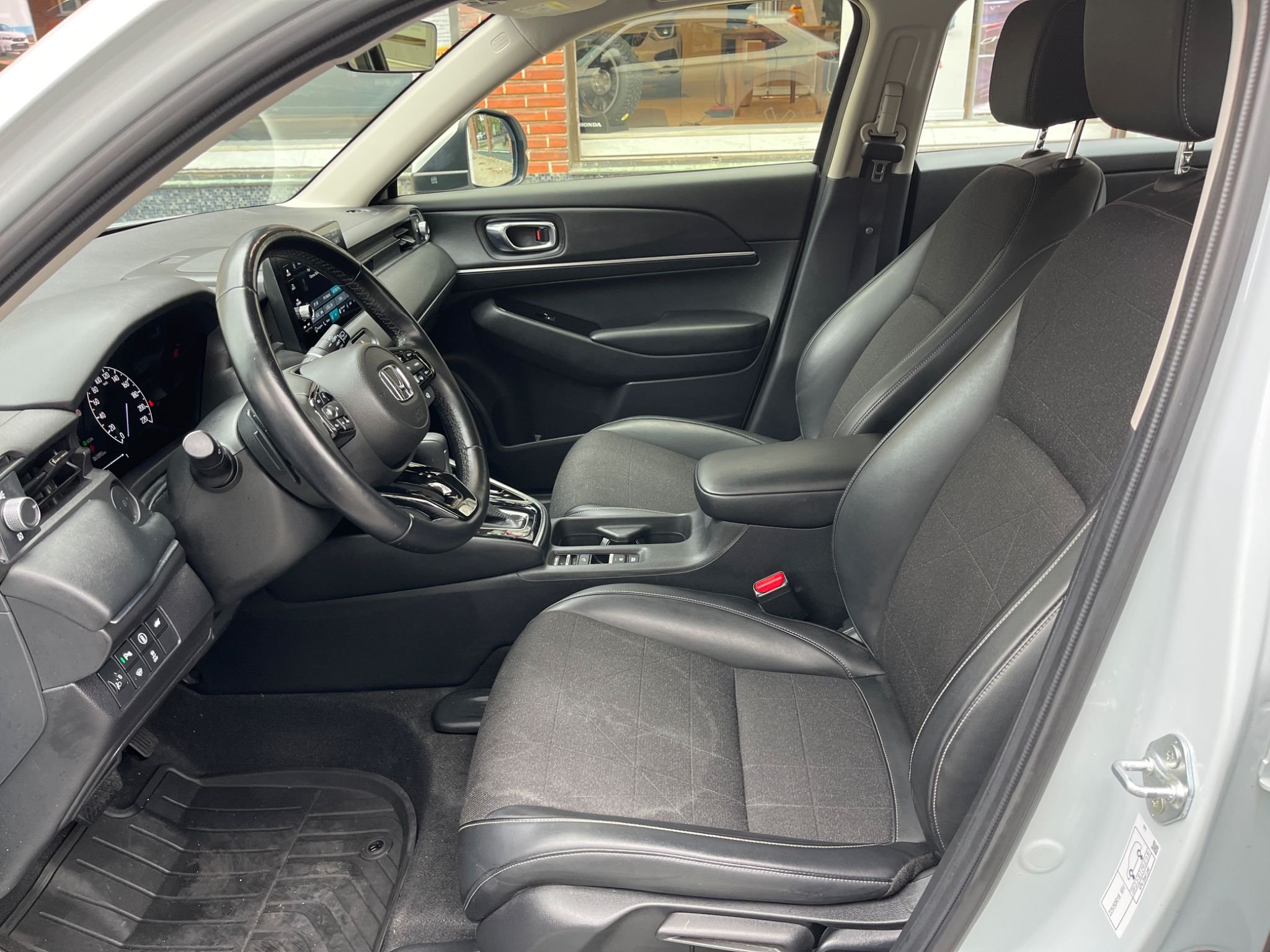 Honda HR-V e:HEV 1.5 i-MMD e-CVT, 146hp, 2022