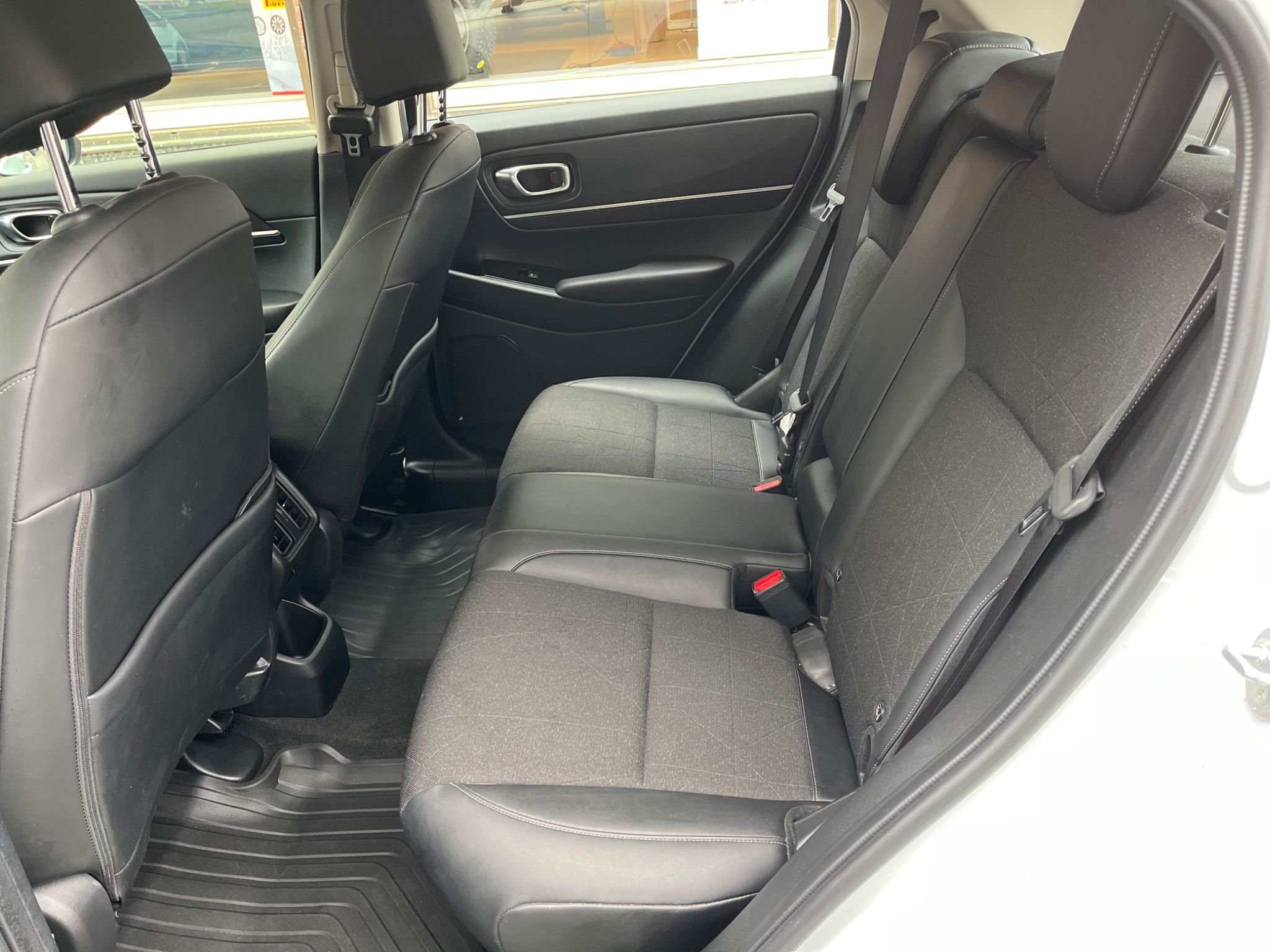 Honda HR-V e:HEV 1.5 i-MMD e-CVT, 146hp, 2022