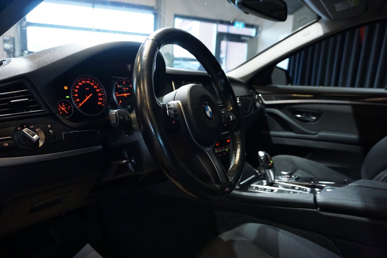 BMW 520d xDrive Touring Steptronic, 190hp, 2015