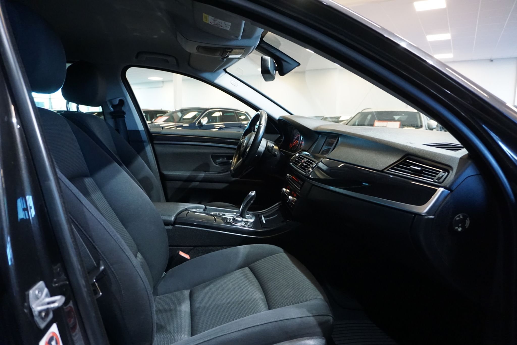 BMW 520d xDrive Touring Steptronic, 190hp, 2015