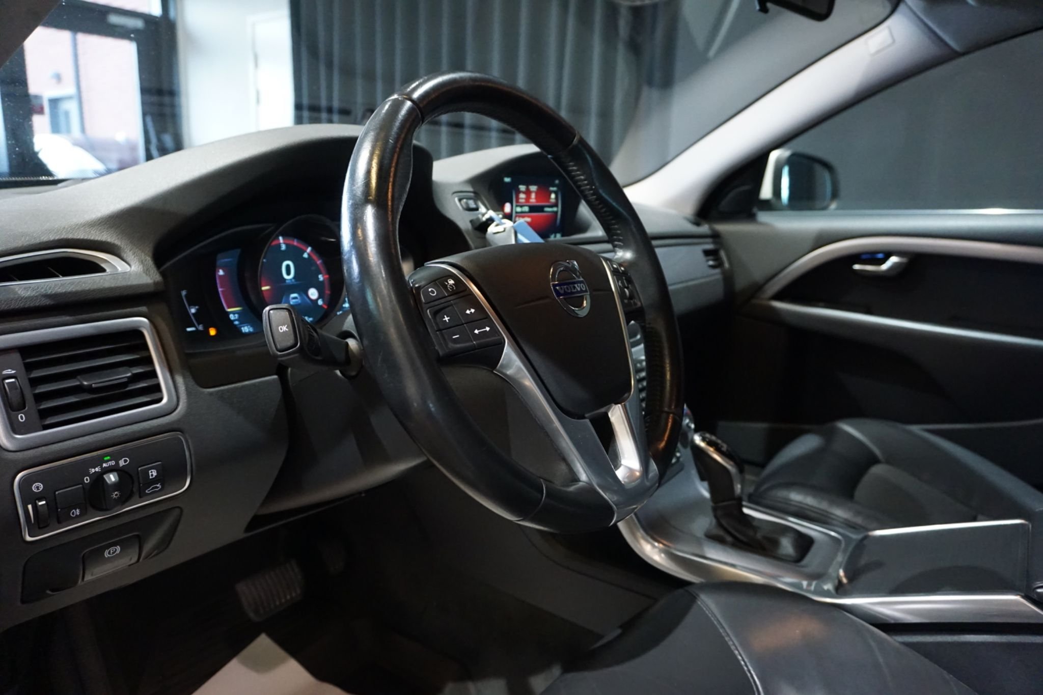 Volvo V70 D4 Geartronic, 8-trinn, 181ps, 2016
