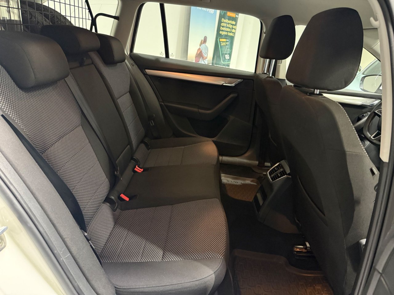 Škoda Octavia Stasjonsvogn 1.6 TDI 4x4 Manuell, 6-trinn, 110ps, 2016