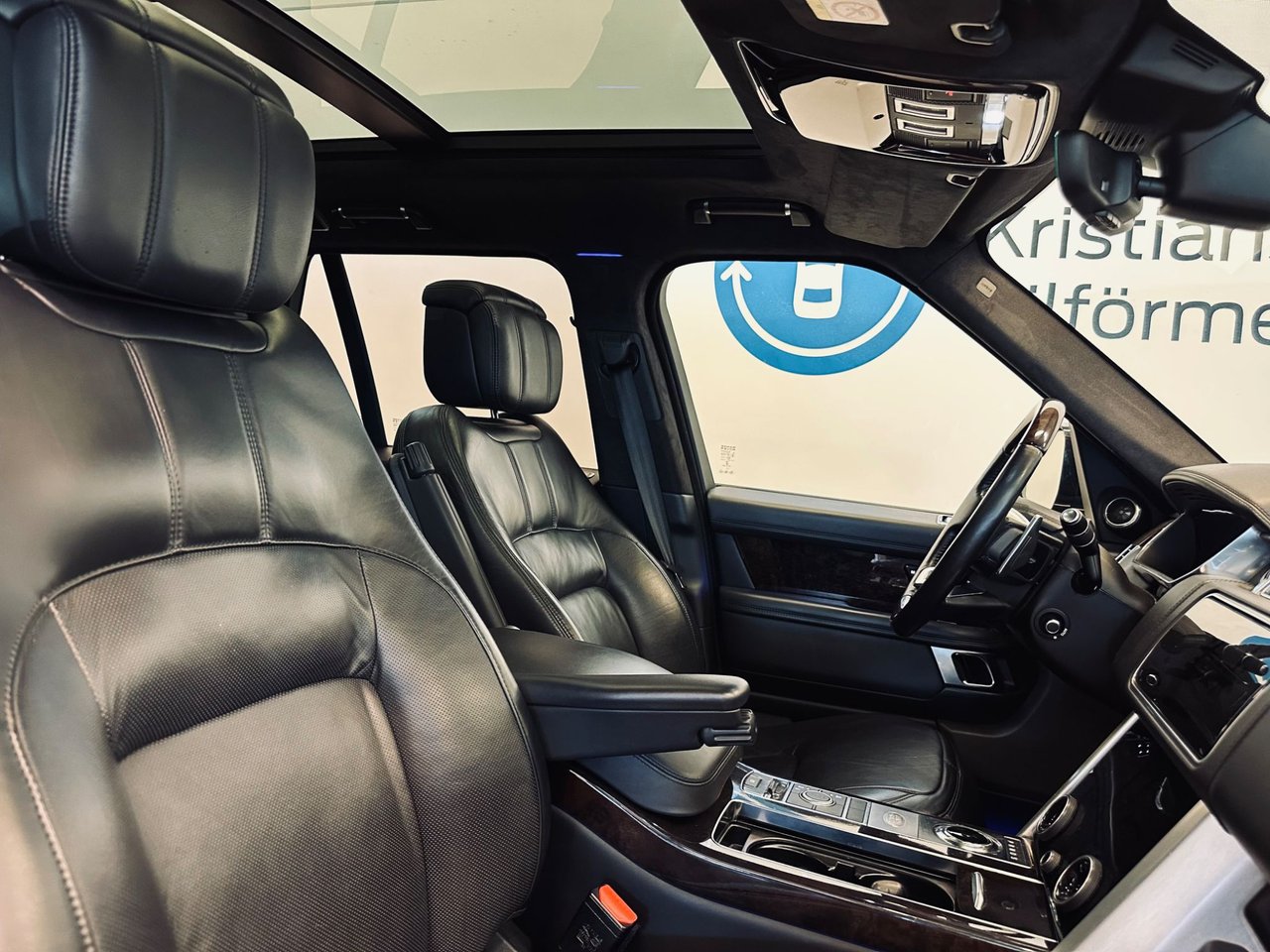 Land Rover Range Rover 4.4 SDV8 AWD Automatic, 340hp, 2018