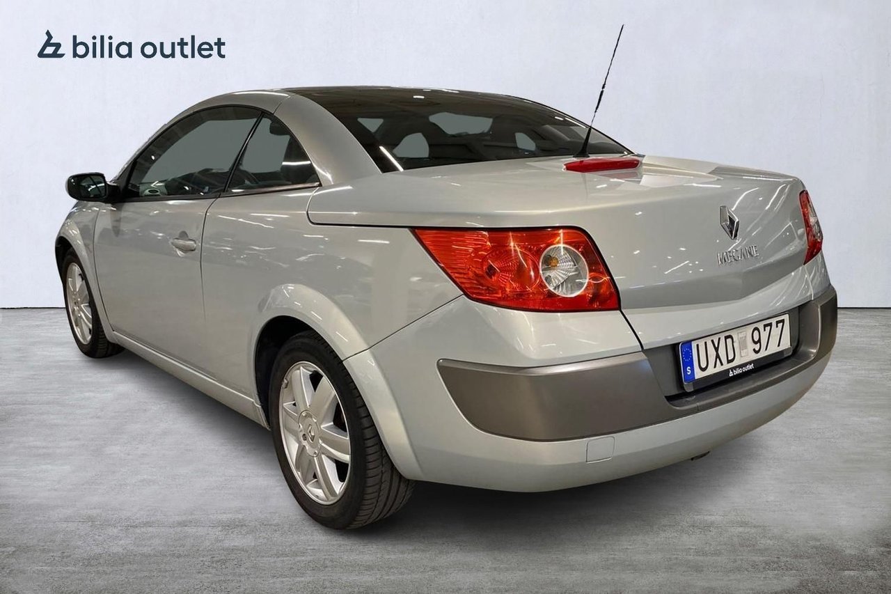 Renault Mégane Coupé-Cabriolet 2.0 Manual, 135hp, 2004