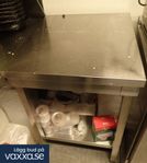 Rostfritt arbetsbord