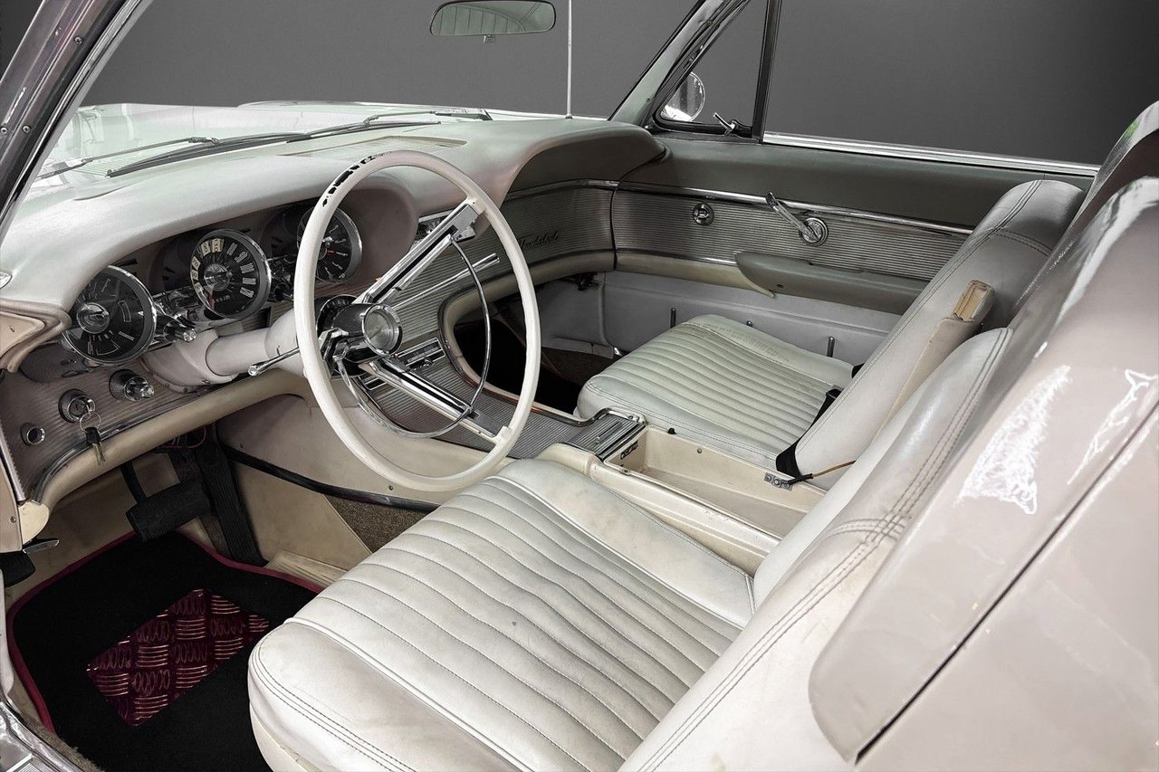 Ford Thunderbird Cabriolet 6.4 V8 SelectShift, 304hk, 1961