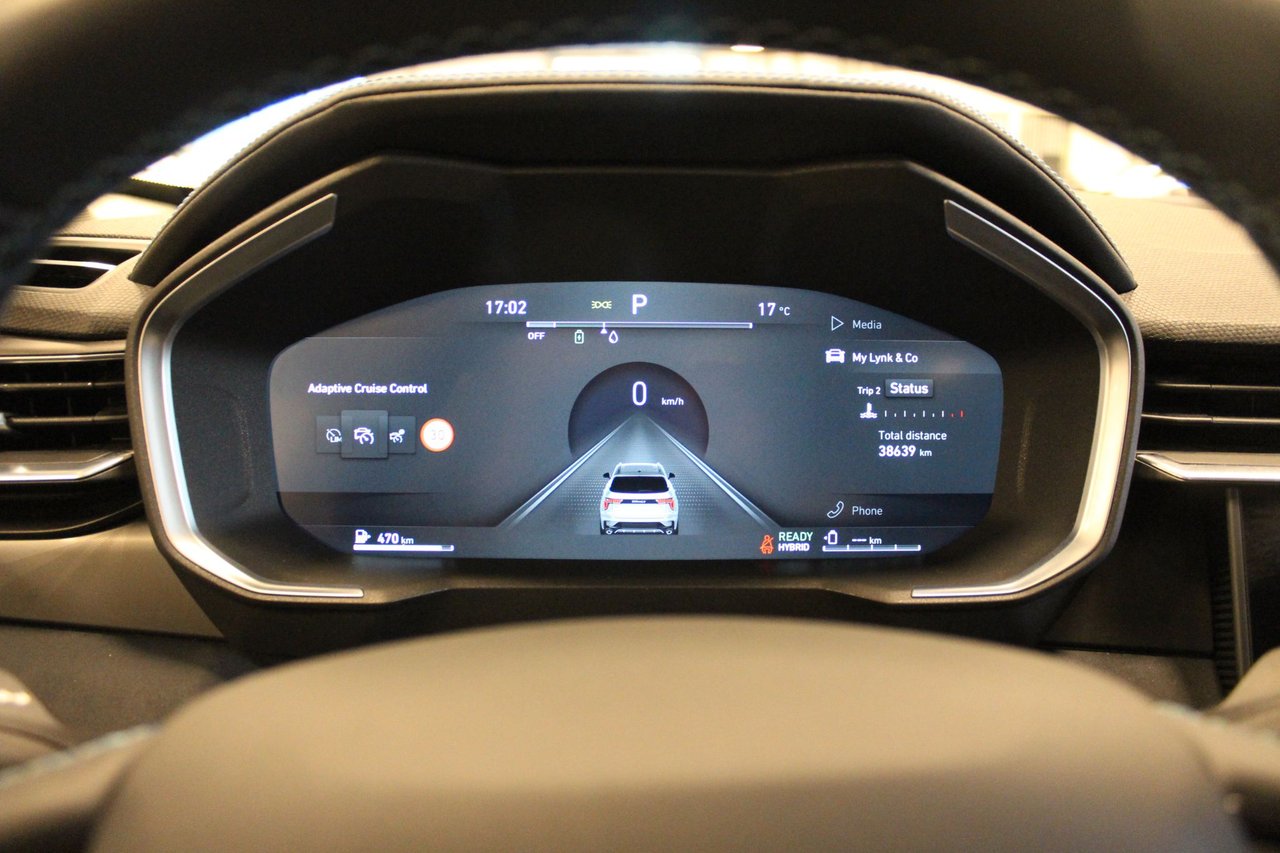 Lynk & Co 01 PHEV DCT, 261hk, 2022