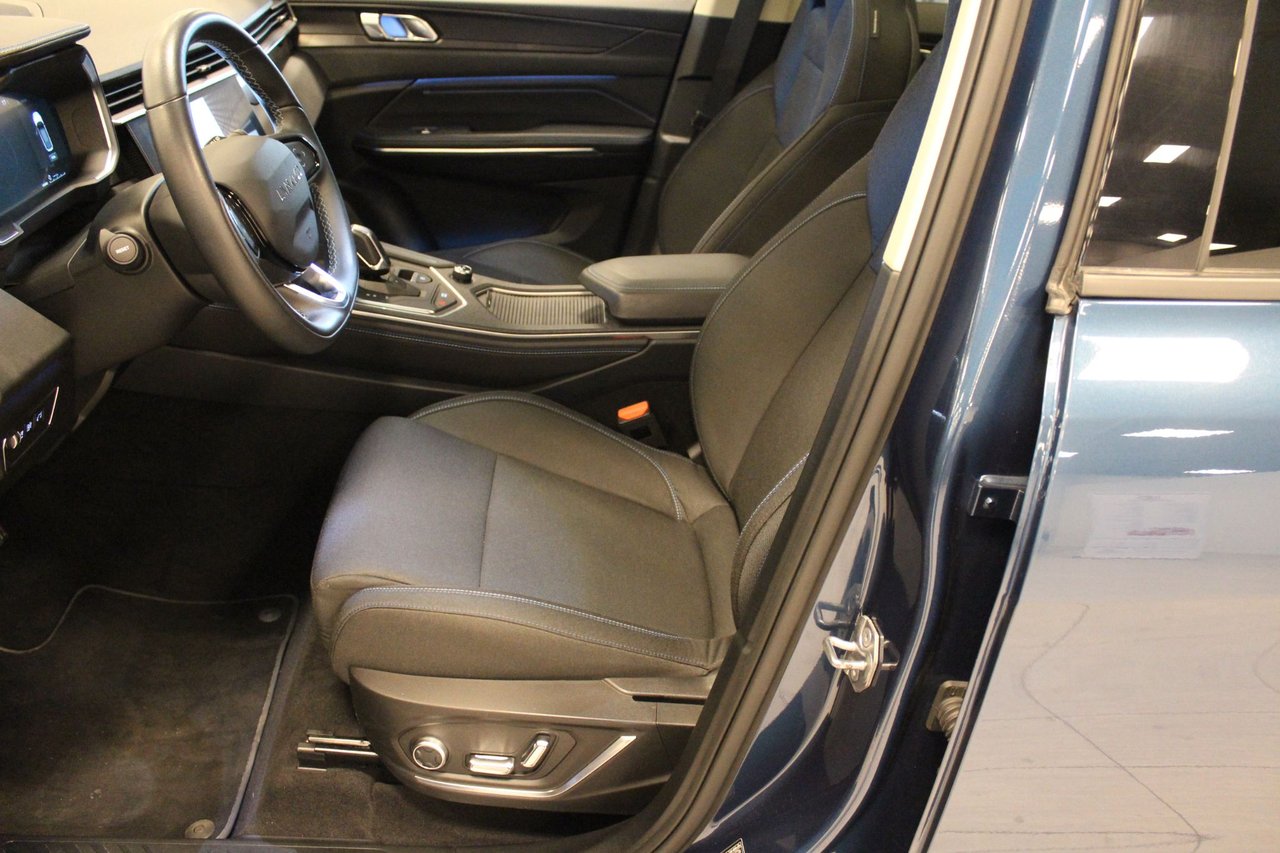 Lynk & Co 01 PHEV DCT, 261hk, 2022