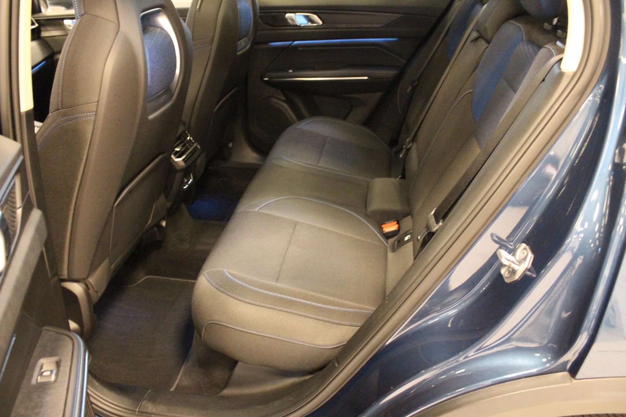 Lynk & Co 01 PHEV DCT, 261hk, 2022