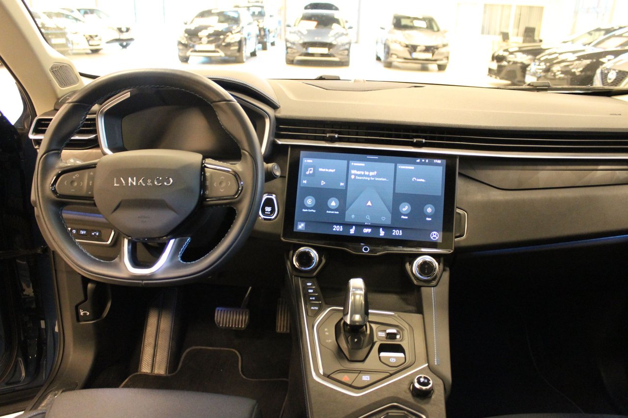 Lynk & Co 01 PHEV DCT, 261hk, 2022