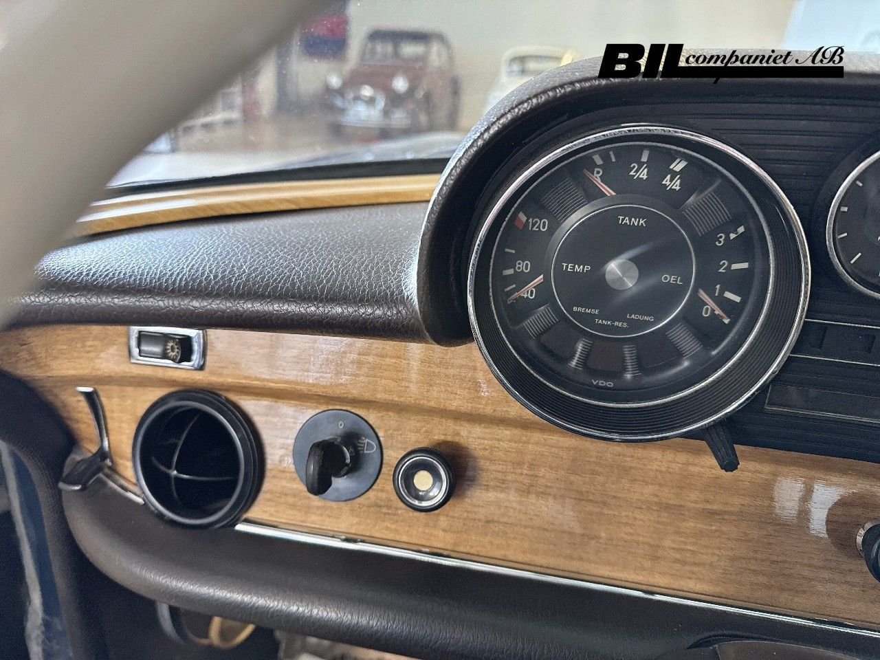 Mercedes-Benz 280 S Manual, 140hp, 1971