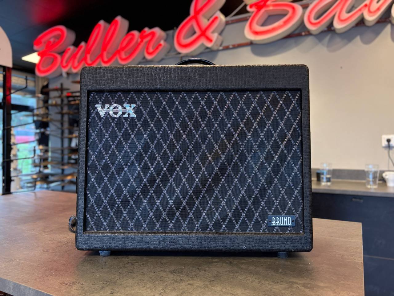 Vox Bruno TB1C