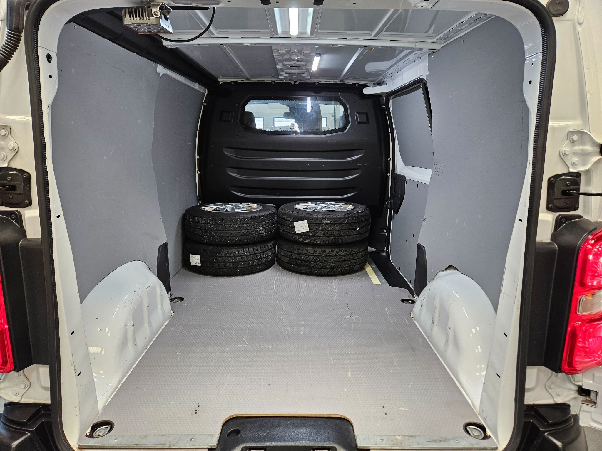 Opel Vivaro Skåpbil IP 2.0 Manuell, 122hk, 2021