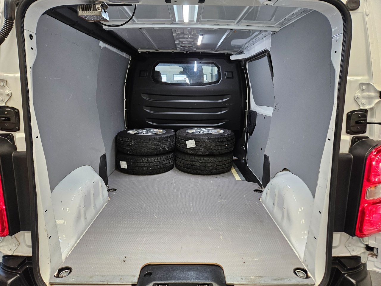 Opel Vivaro Skåpbil IP 2.0 Manuell, 122hk, 2021