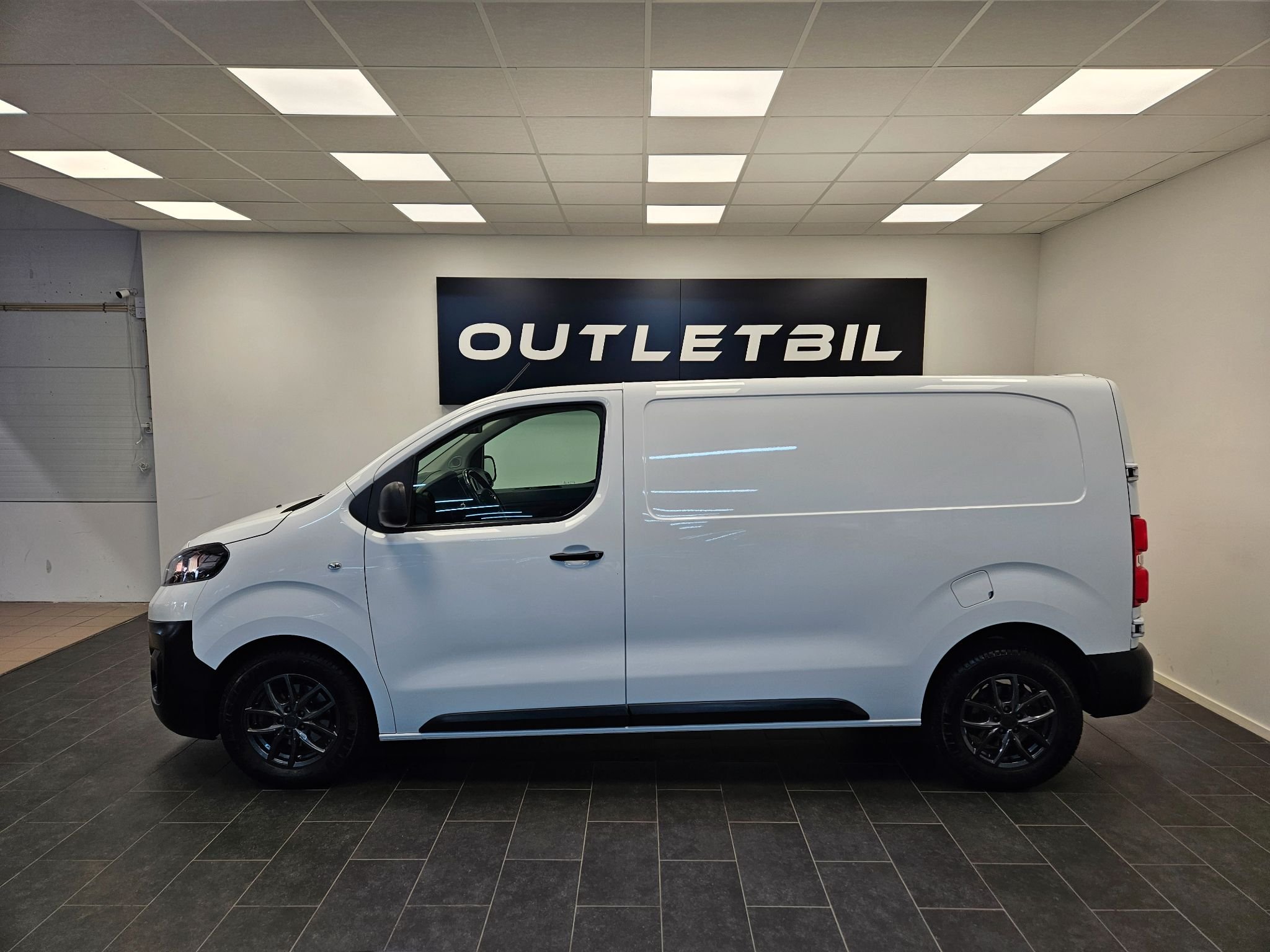 Opel Vivaro Skåpbil IP 2.0 Manuell, 122hk, 2021