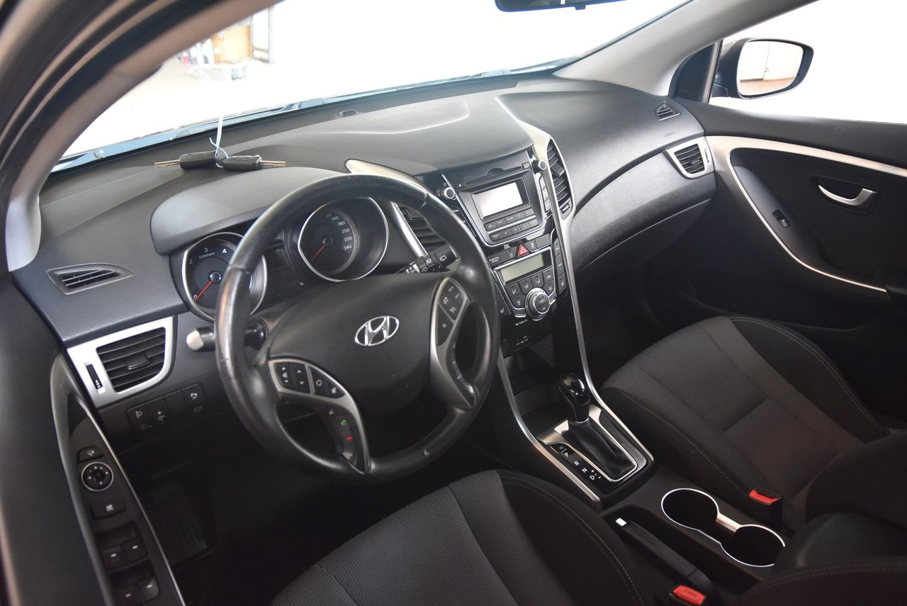 Hyundai i30 Kombi 1.6 CRDi Automatic, 110hp, 2013