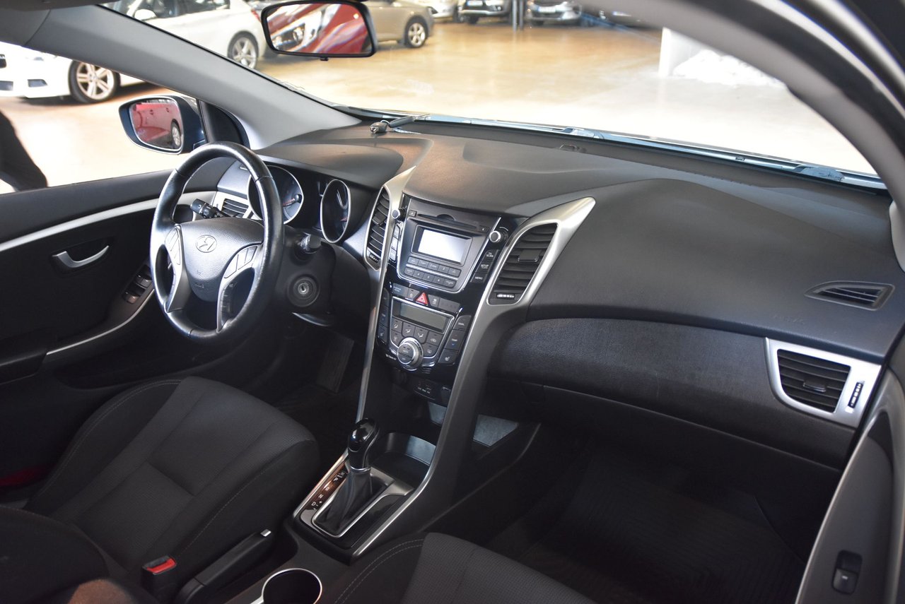 Hyundai i30 Kombi 1.6 CRDi Automatic, 110hp, 2013