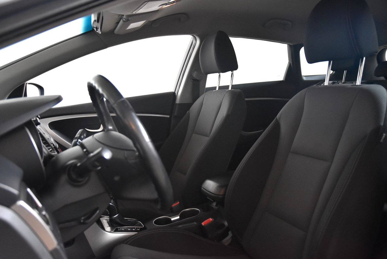 Hyundai i30 Kombi 1.6 CRDi Automatic, 110hp, 2013