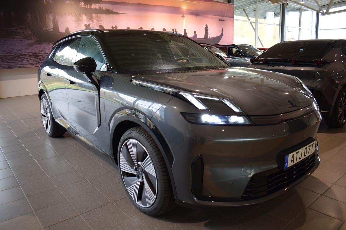 Lynk & Co 08 PHEV DHT, 3-trinn, 349hk, 2025