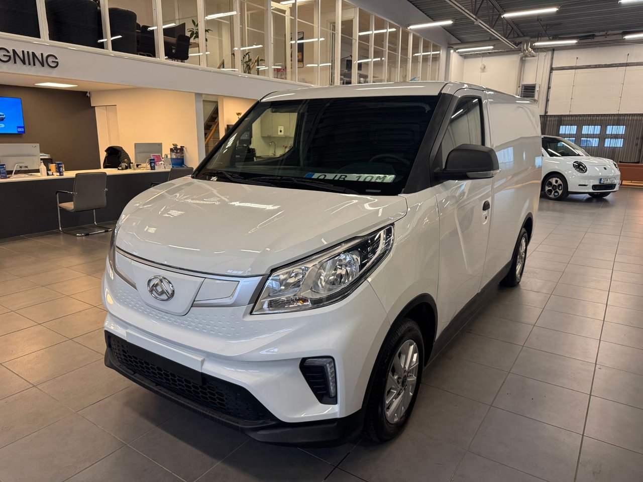 Maxus e-Deliver 3 50.2 kWh, 120hp, 2023