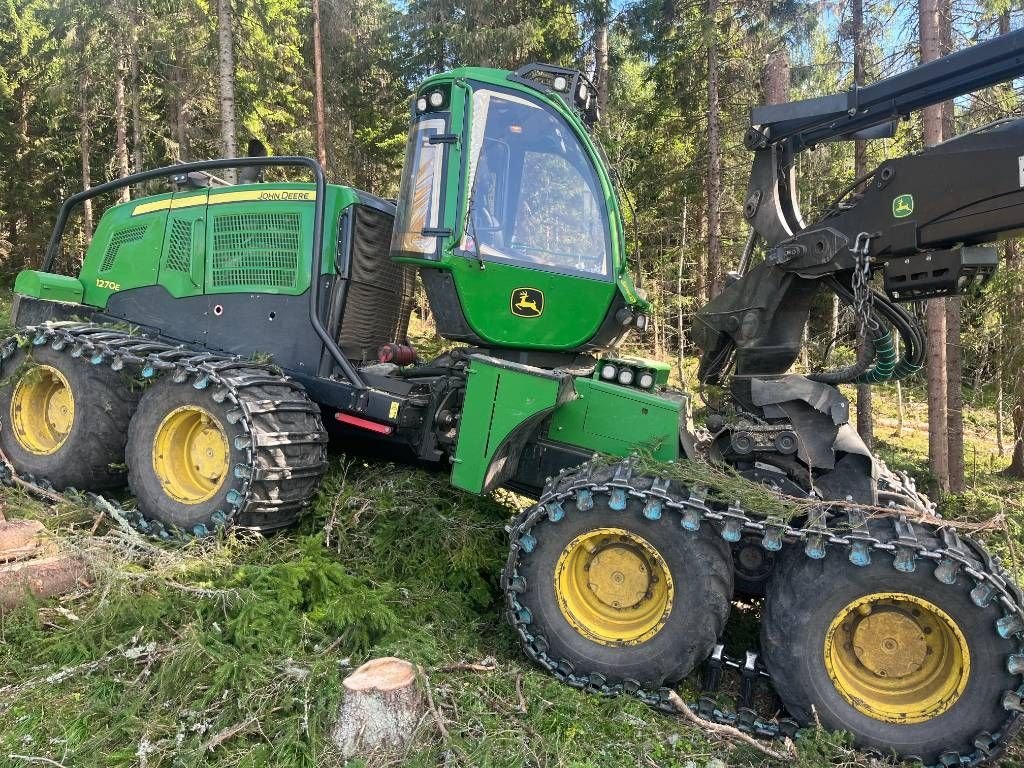 John Deere 1270 E