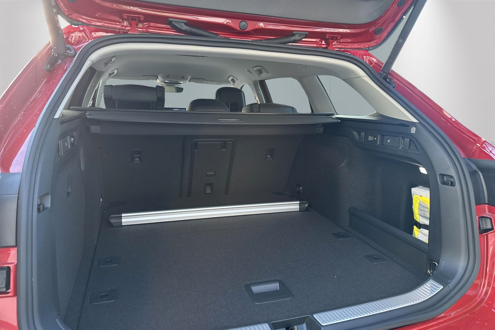 Škoda Superb Kombi 2.0 TDI 4x4 DSG Sekventiell, 193hk, 2025