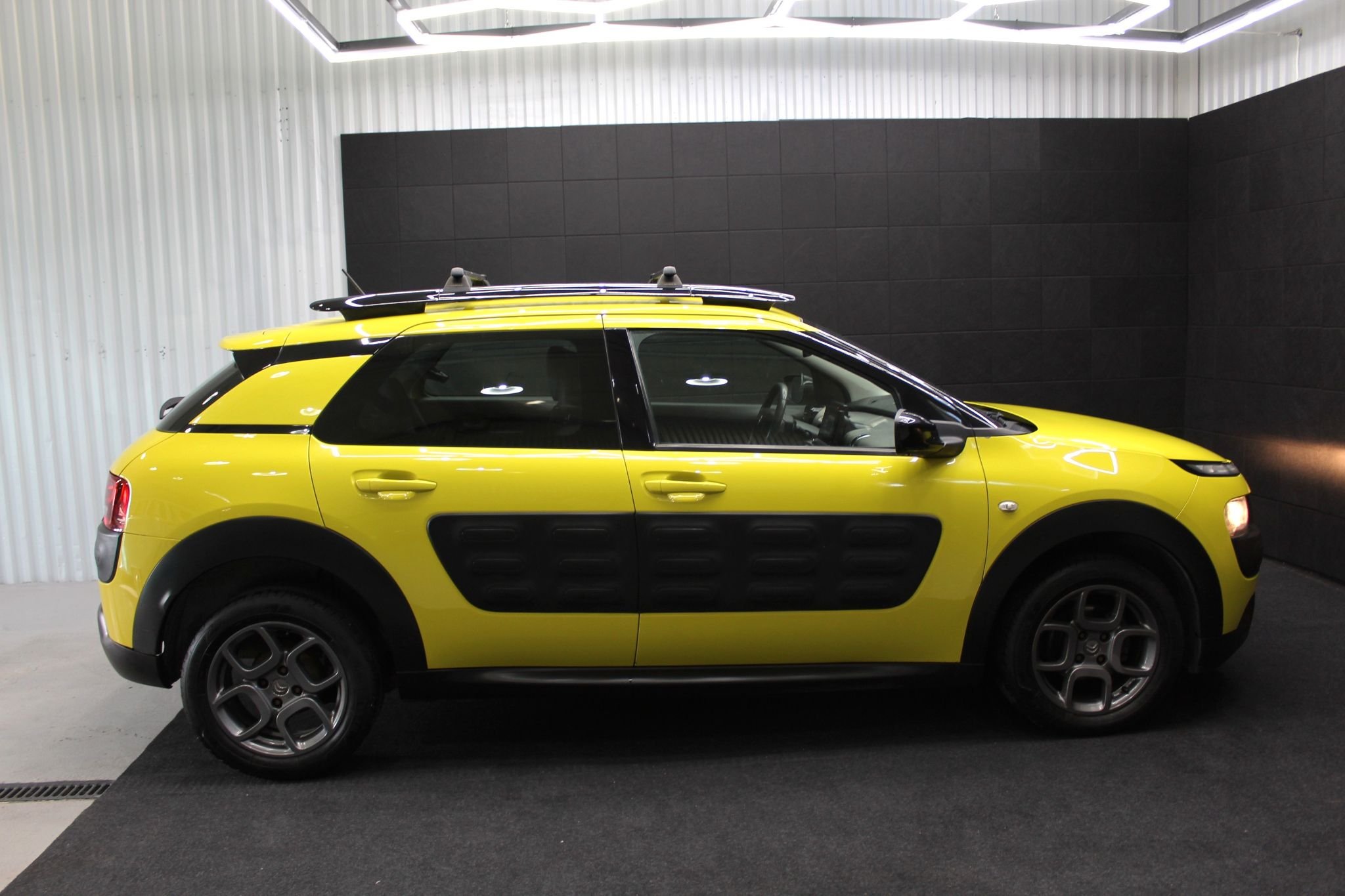 Citroën C4 Cactus 1.2 PureTech Manual, 82hp, 2014