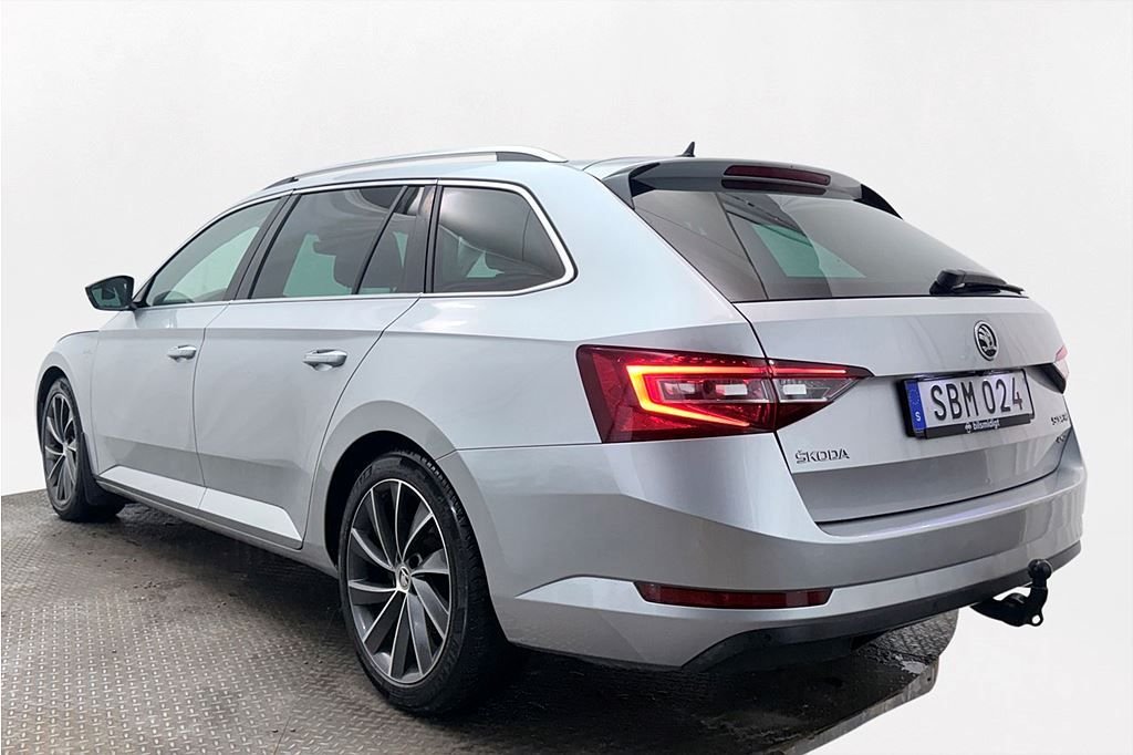 Škoda Superb Kombi 2.0 TDI 4x4 SCR DSG Sekventiell, 190hk, 2016