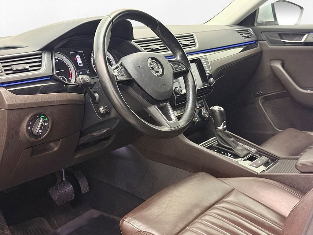 Škoda Superb Kombi 2.0 TDI 4x4 SCR DSG Sekventiell, 190hk, 2016