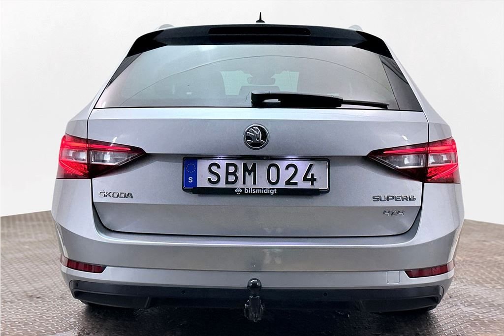 Škoda Superb Kombi 2.0 TDI 4x4 SCR DSG Sekventiell, 190hk, 2016