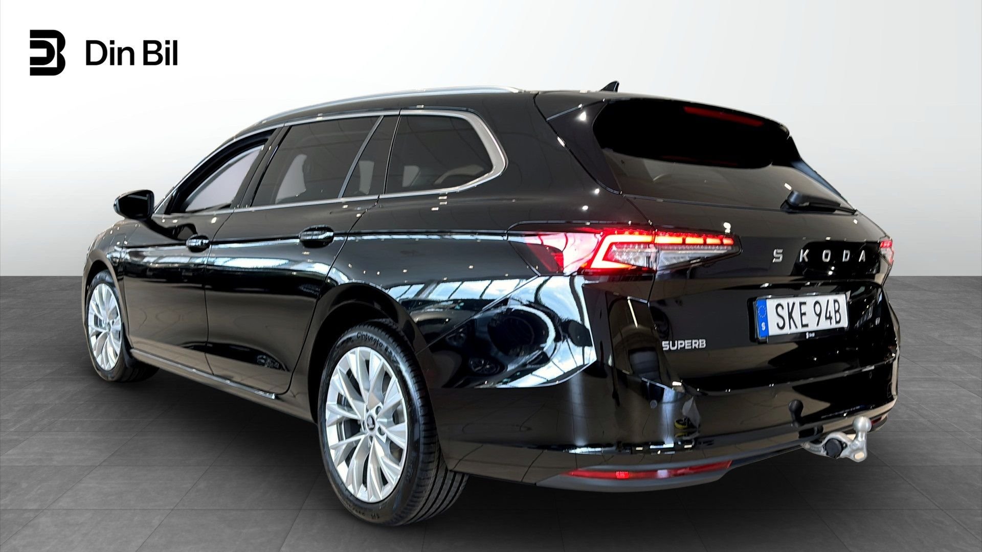 Škoda Superb iV Combi DSG Sekventiell, 204hk, 2025